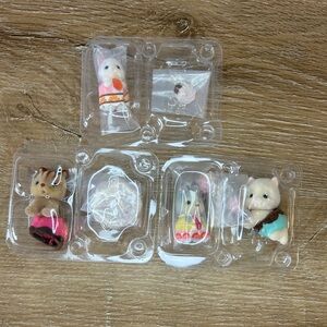 Small Pet Figurine Set - Multicolor